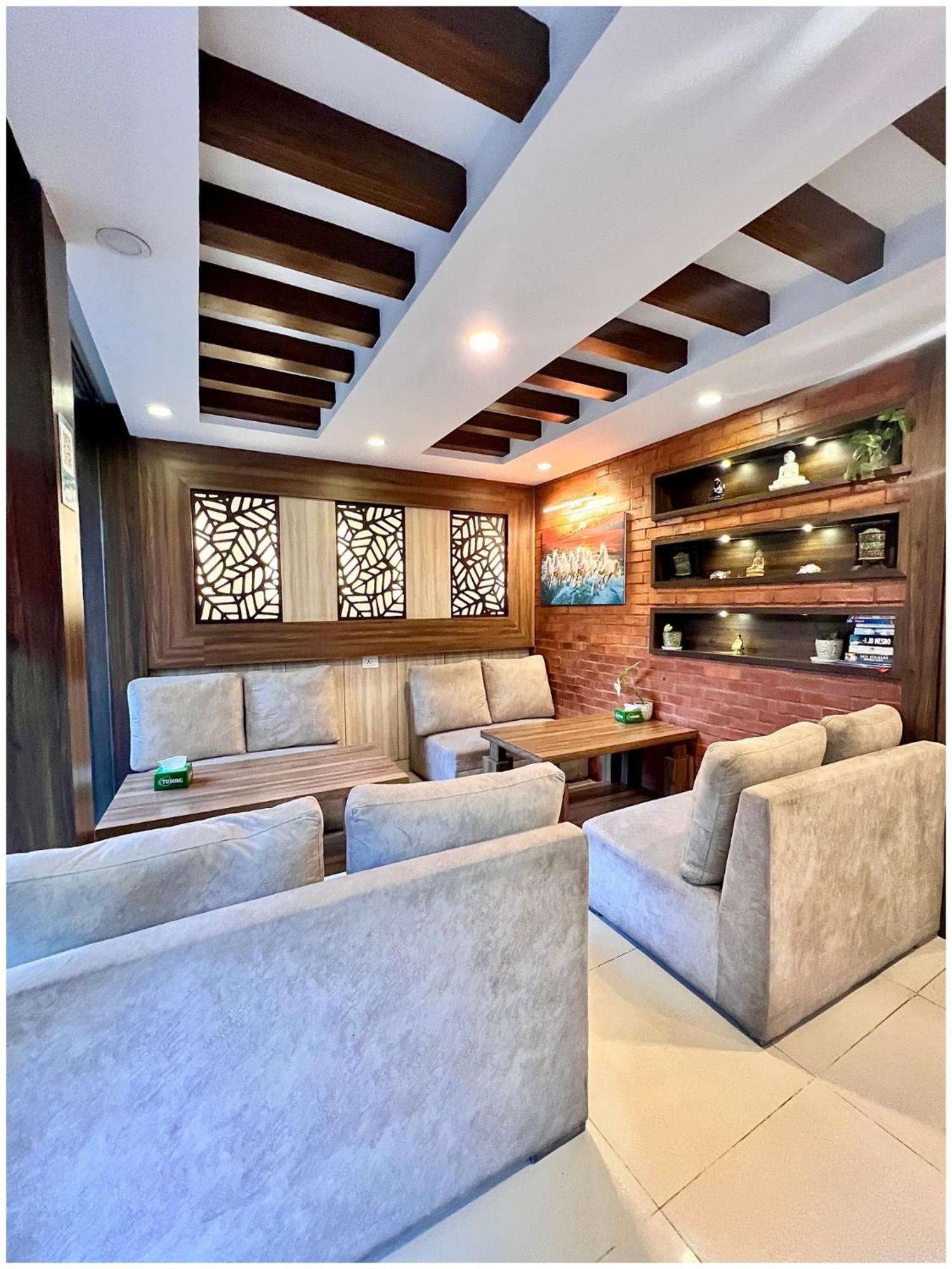 Satkar Boutique Home Kathmandu Buitenkant foto
